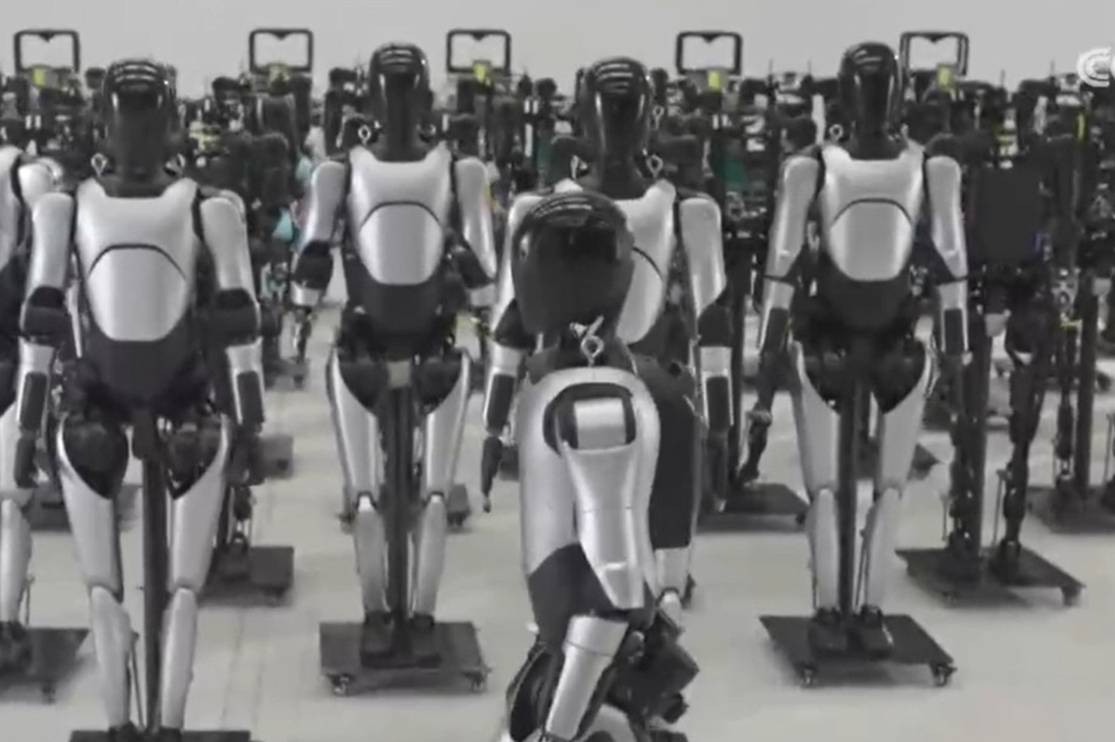 央视报道！揭秘BB贝博机器人量产超级工厂